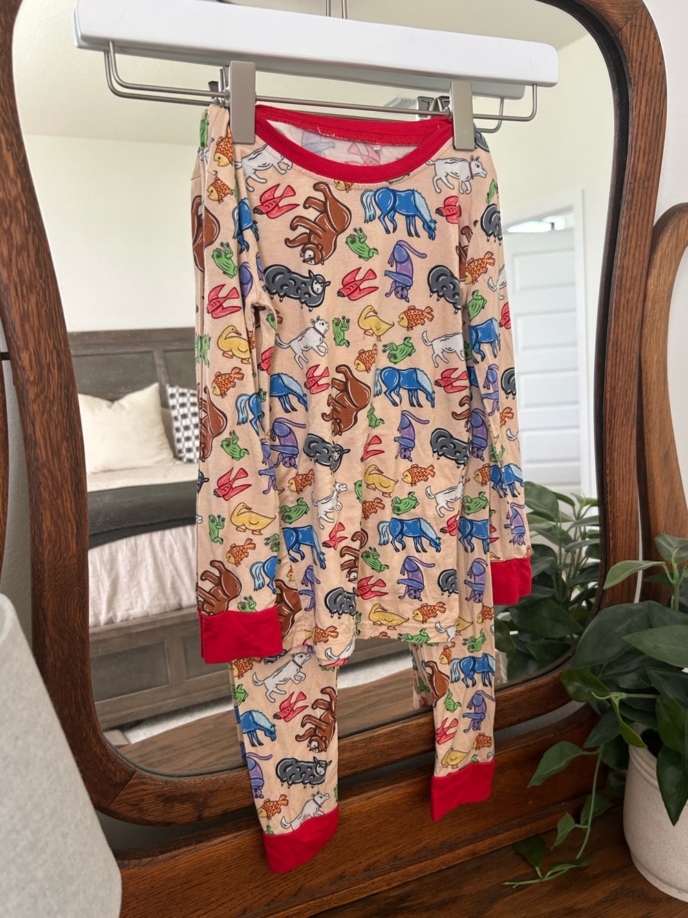 Eric Carle’s Brown Bear pajamas 2-piece set